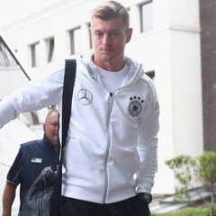 Alemania libera a Toni Kroos: tiene dolor en las costillas