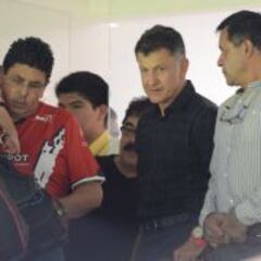 Osorio no hará grandes cambios y considera a Ochoa para el Tri