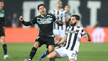 Ozdoev interviene ante Fornals.