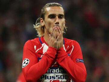 Soccer Football - Champions League - Atletico Madrid vs Qarabag FK - Wanda Metropolitano, Madrid, Spain - October 31, 2017   Atletico Madrid&rsquo;s Antoine Griezmann reacts   REUTERS/Susana Vera