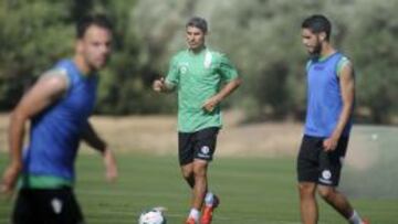 El Betis se enfrenta esta noche al Arcos.