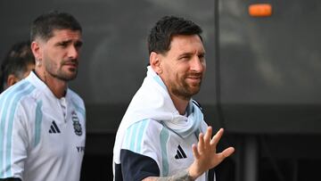 Kansas City se prepara para recibir a selecciones históricas que afinan su camino al Mundial desde el corazón de Estados Unidos. (Photo by JOSE JORDAN / AFP)