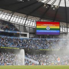 Carta abierta en la Premier: "Soy gay, pero no estoy preparado"