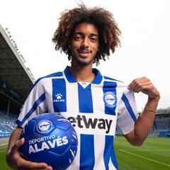 Tavares no termina de arrancar