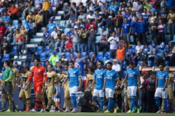 Así se dio el encuentro entre cementeros y los felinos celebrado esta tarde en el Estadio Azul