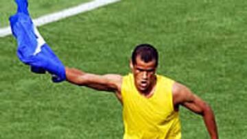 <b>EL MEJOR.</B> Rivaldo está siendo el mejor de Brasil y está cerca de inscribir su nombre en la historia de los Mundiales.