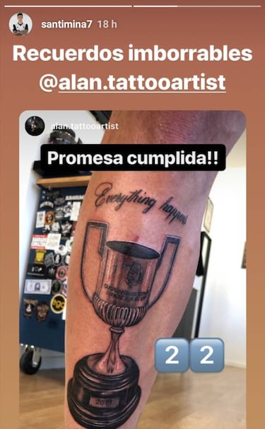Santi Mina se tatúa la Copa del Rey en su pierna