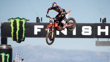 Jorge Prado os Spain win during the MXGP World Championship, Spain Grand Prix, celebrated at Intu Xanadu Track on october 11, 2020 in Arroyomolinos, Madrid, Spain.
AFP7
11/10/2020 ONLY FOR USE IN SPAIN