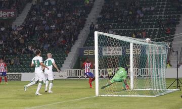 0-1. Thomas marcó el primer gol.