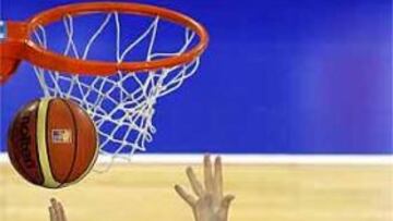 <b>ESFUERZO INFRUCTUOSO</b>. Los italianos estuvieron cerca de la victoria, pero la sangre fría lituana lo impidió.