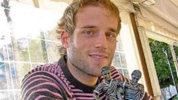 <b>PRIMER REFUERZO. </b>Jonan García inicia hoy ilusionado su etapa en el Huesca.