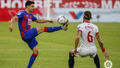 Sergio &Aacute;lvarez en acci&oacute;n con el Eibar.