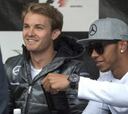 Rosberg: "Mi relación con Lewis es más difícil, pero no diferente"