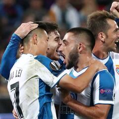 Wu Lei y Campuzano reflotan a Gallego y al Espanyol en Europa