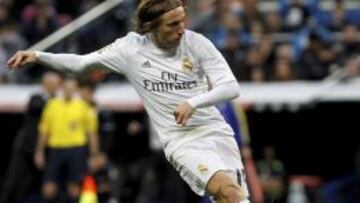 Luka Modric lleva el timón del centro del campo del Real Madrid.