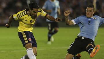 Falcao y G&iacute;menes en un partido de Selecciones
 