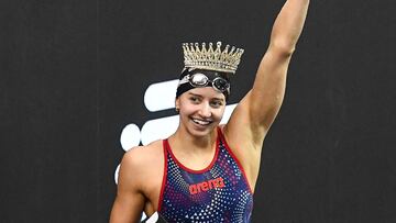 Douglass revienta Halloween