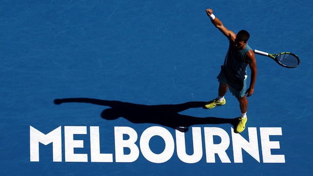¿A qué hora juega Alcaraz contra Draper? Canal TV y cómo ver los octavos de final del Open de Australia