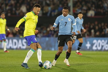 Bielsa le cambia el libreto a Uruguay: ofensiva, vertical y goleadora