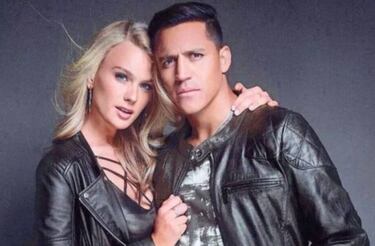 Alexis borra posteos en redes por críticas de los hinchas