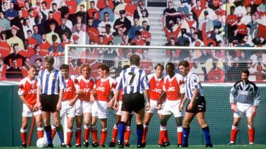 El mural de Highbury que pudo generar un problema racial en el Arsenal