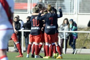 Las mejores imágenes del derbi Rayo-Atlético Féminas