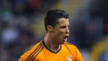 Cristiano celebra un gol ante el Málaga.