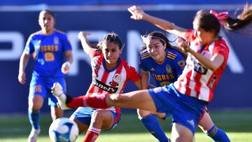Las vigentes campeonas tuvieron al poste de enemigo, quien les negó el gol en tres ocasiones muy claras.