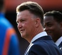 Louis Van Gaal cambia y pasará mañana al 4-4-2 ante Gales