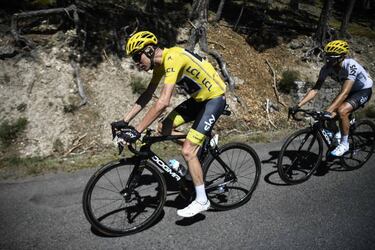 Mollema wins Tour de France 15th stage, Froome keeps yellow