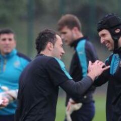 Petr Cech seducido por la FA Cup; ¿Ospina deberá esperar?