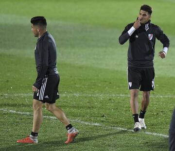 Exequiel Palacio durante el entrenamiento de River.