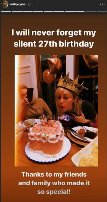 Miley Cyrus celebra su cumpleaños con Cody Simpson
