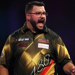 Cristo Reyes cumple y Alcinas bate a 'Bocado de Serpiente'