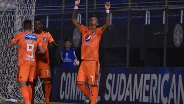 Millonarios empató ante General Díaz en la Copa Sudamericana. El gol del equipo de Miguel Ángel Russo fue anotado de penalti por Ayron Del Valle