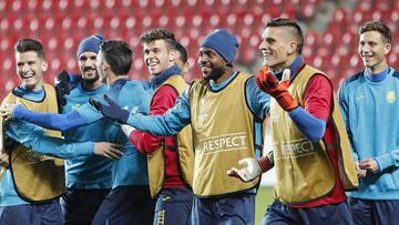 El Villarreal se entren&oacute; anoche en el Eden Arena, estadio con 21.000 asientos.