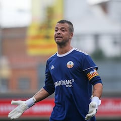 Leva, portero del Rubí: “El Athletic, en la historia de Copa, está a la altura de Barça y Real Madrid”