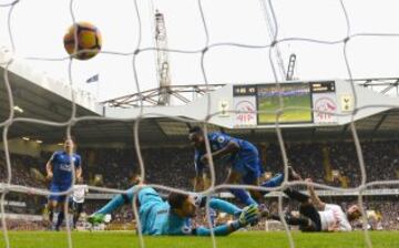Tottenham - Leicester. Gol de Ahmed Musa.