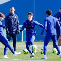 Tres puntos de sutura