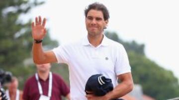 Rafa Nadal tendrá que vestir sólo de paisano durante una temporada.