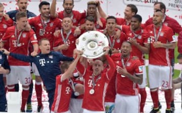 Vidal y el festejo de su primera Bundesliga