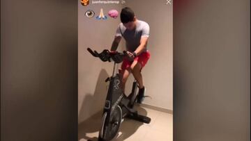 Juanfer en bici estática