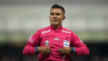 El arbitro mexicano, Fernando Guerrero, ser&aacute; el silbante encargado de mediar el partido entre La Selecta y Honduras, uno de los juegos m&aacute;s interesantes del Grupo C.