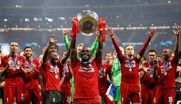 Liverpool's Sadio Mané with the Champions League trophy