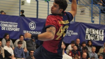 Javi Rodríguez en un ataque del Barça.