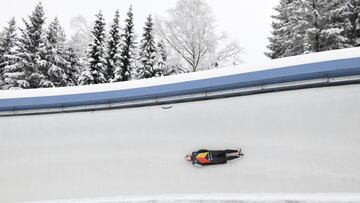 Ander Mirambell, en plena competici&oacute;n de skeleton.