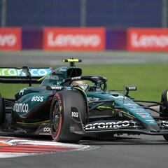 Alonso ve “un signo alentador” en otro mediocre Aston Martin