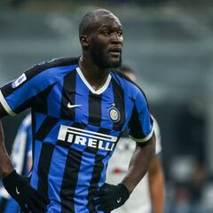 El Inter destroza al Cagliari con goles de Lukaku y Borja Valero