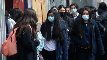 Santiago, 14 de Junio 2022.
 Fotografías referenciales sobre el anuncio del Mineduc  por la extension y adelantamiento de las vacaciones de invierno, por el aumento de camas pediatricas por diversos virus respiratorios.
Javier Salvo/Aton Chile