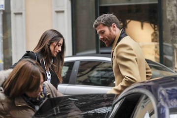 Xabi Alonso y Nagore Aranburu, en el centro de Madrid en el a&ntilde;o 2014